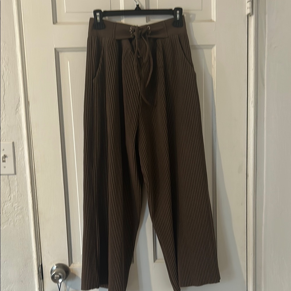 Brown Pleated Drawstring Women’s Pants